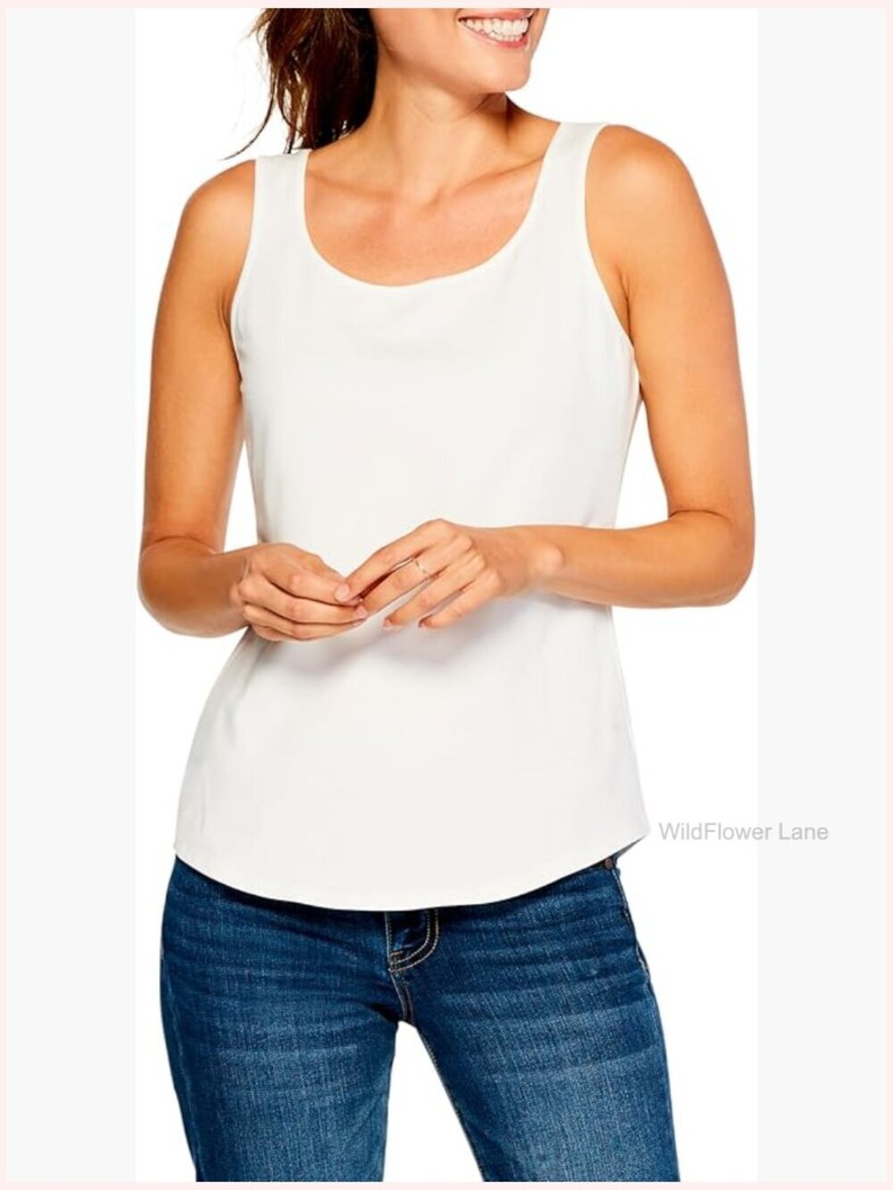 Sleeveless Scoop Neck Tank Top with Shirttail Hem for Women